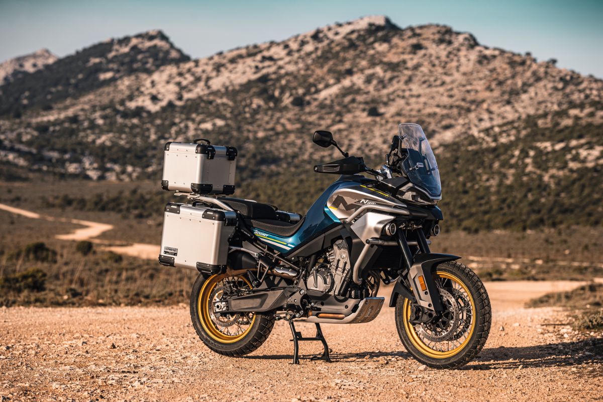 CF Moto 800mt